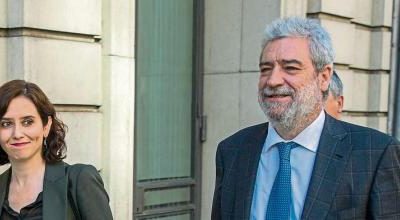 QUE AYUSO SEA LISTA O TONTA ES IRRELEVANTE