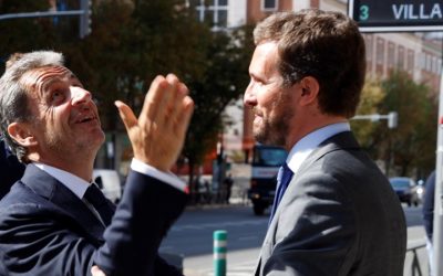 POR CON QUIEN ANDAS, CASADO, PUEDE SABERSE QUIEN ERES.