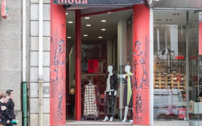 EL DISCRETO ENCANTO DE MI AMIGA